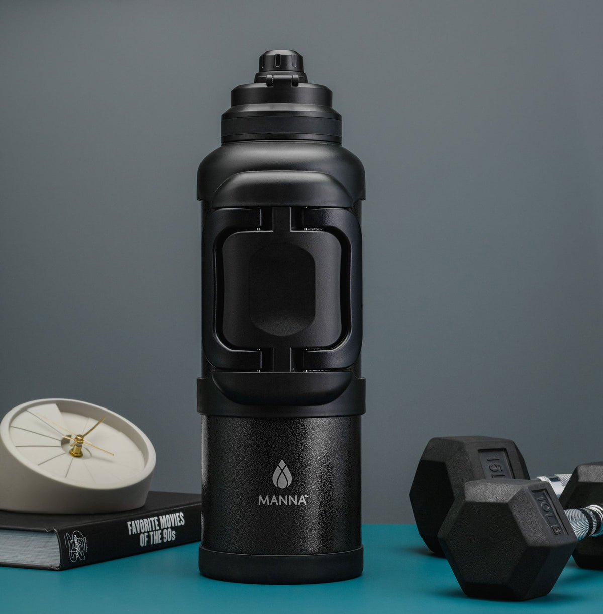 4l-titan-bottle-135-oz-i3 A0029681.jpg