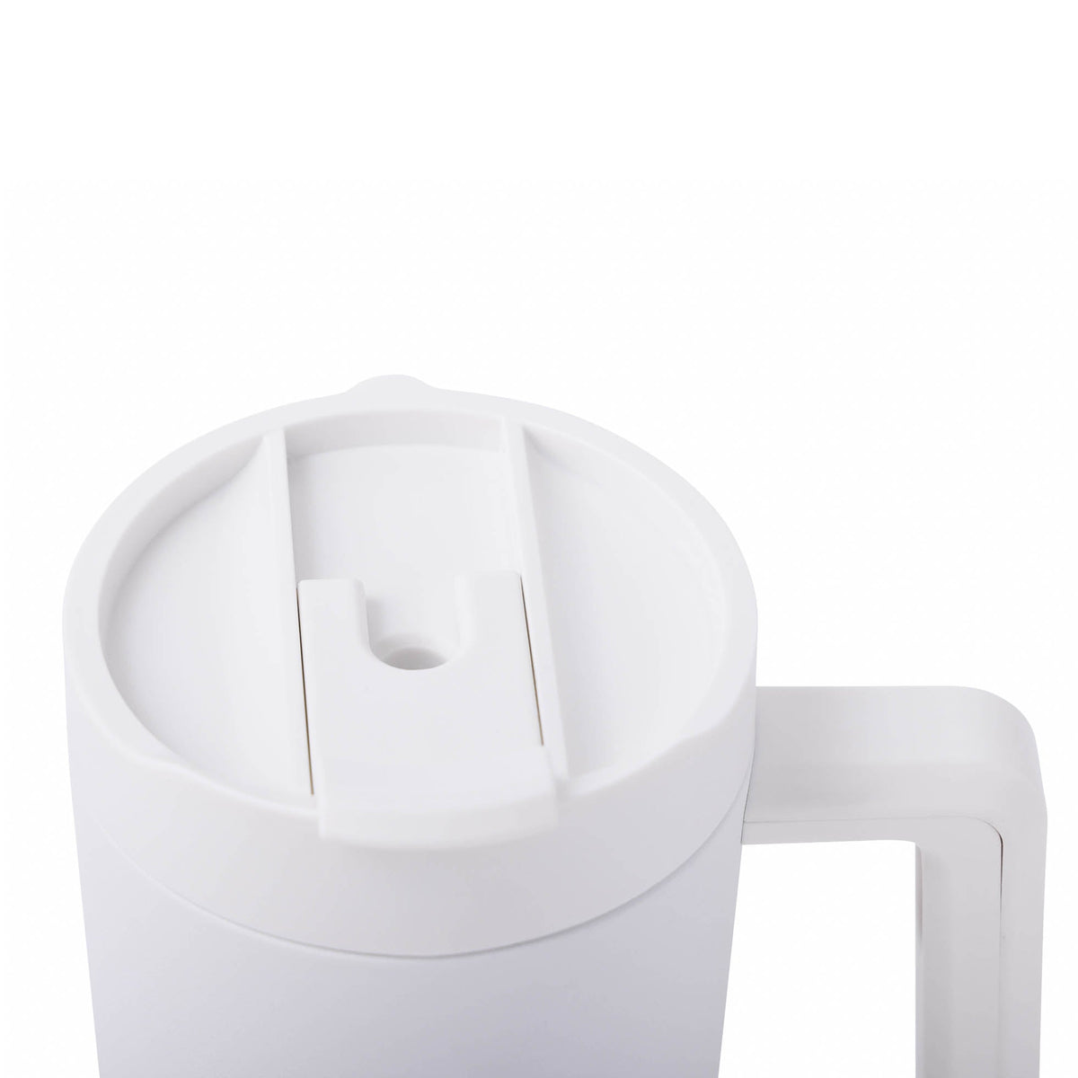 40-oz-top-tumbler-l4 CoreHome_MannaHydration_Whites_Raw-52.jpg