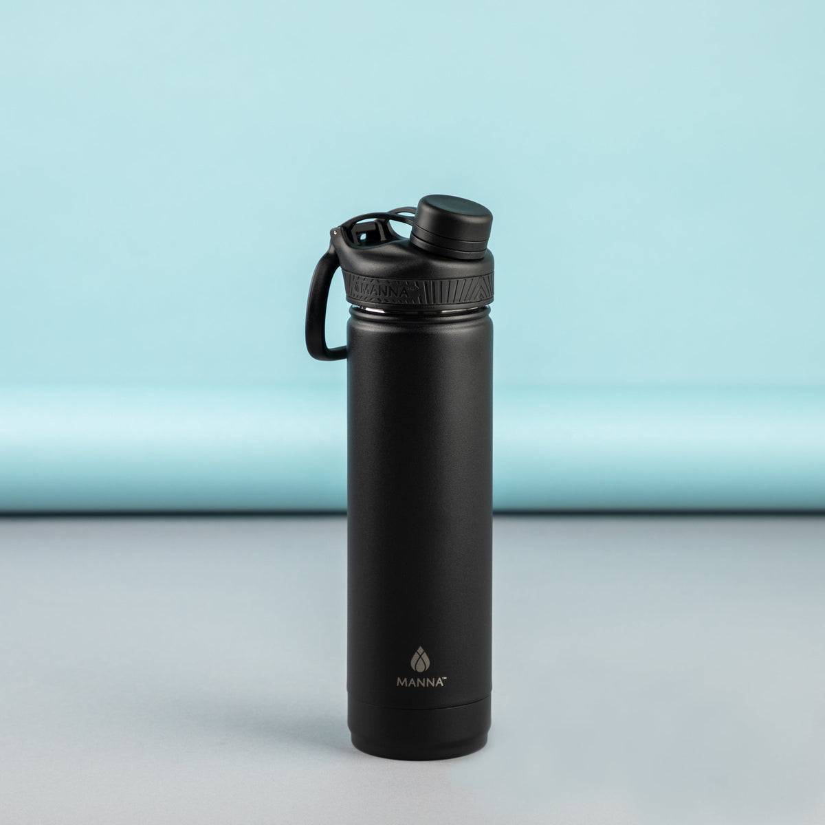 26-oz-saratoga-bottle-a5 MAN_Website_Saratoga_05.jpg